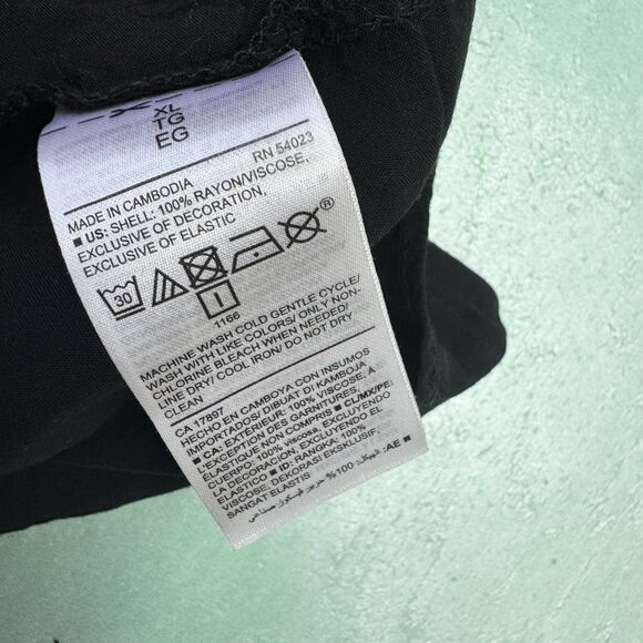 Old Navy Black Cami V Neck Maxi Dress XL Smocked Back Tiered Hem Sleevless - Picture 12 of 12